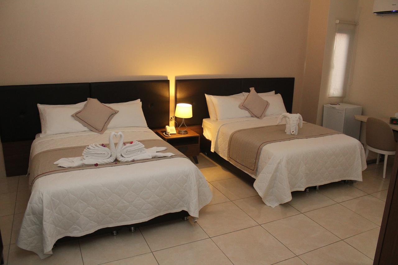 Murex Plaza Hotel & Suites Monrovia Exteriör bild