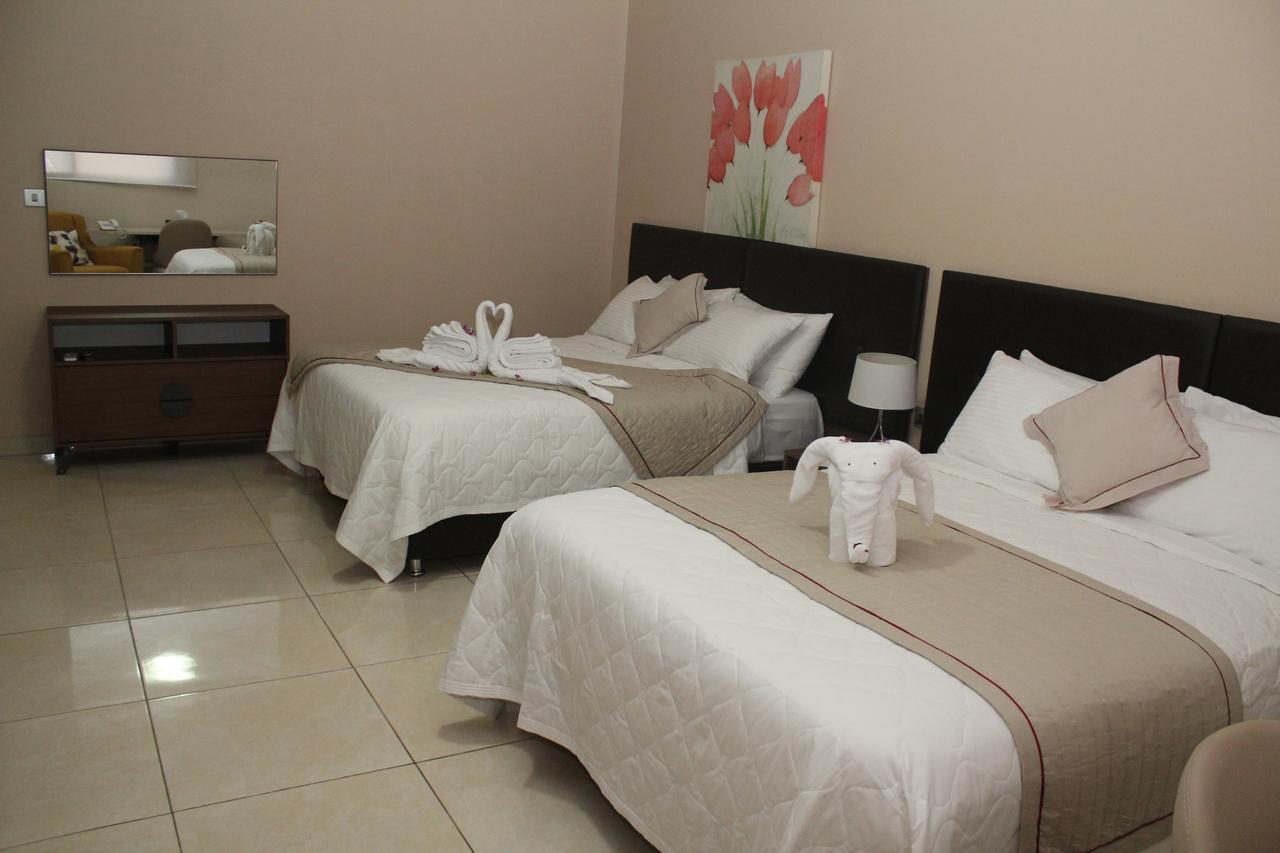 Murex Plaza Hotel & Suites Monrovia Exteriör bild
