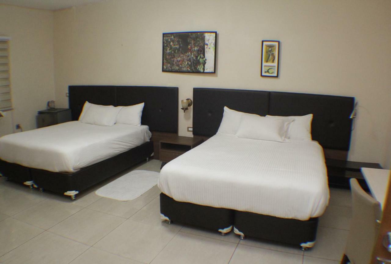 Murex Plaza Hotel & Suites Monrovia Exteriör bild